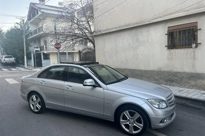 2008' Mercedes-Benz C 300