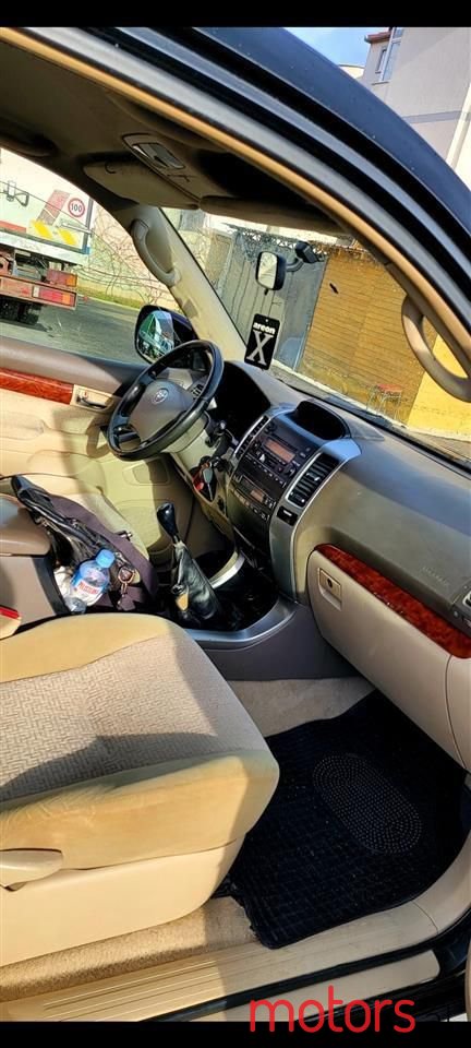 2006' Toyota Land Crusier photo #5