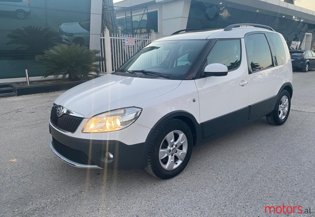 2014' Skoda Roomster photo #1