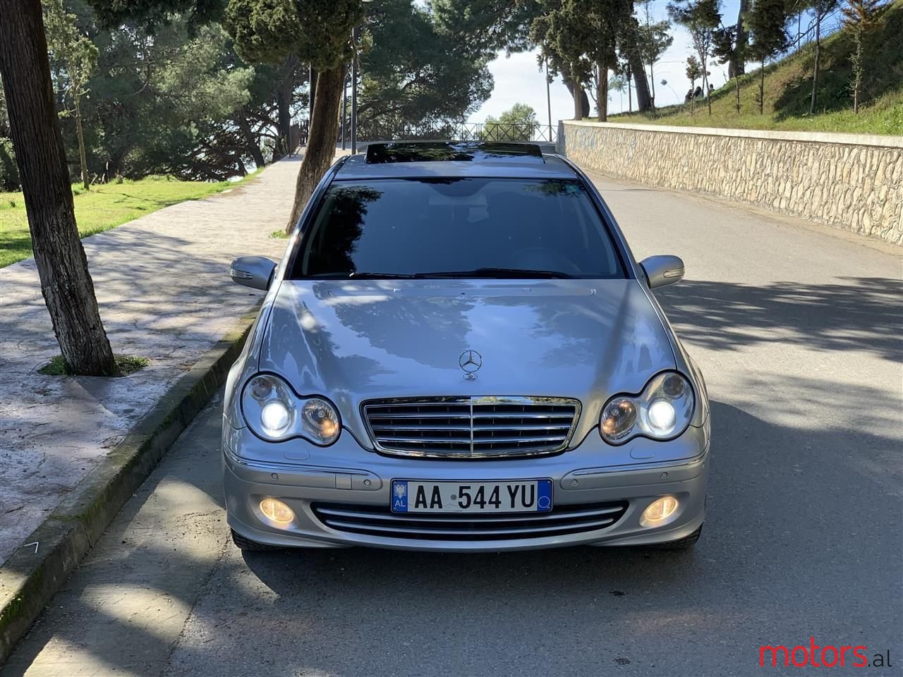2005' Mercedes-Benz C 180 photo #1