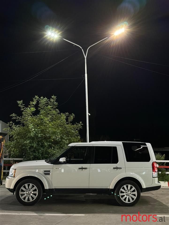 2013' Land Rover Discovery photo #2