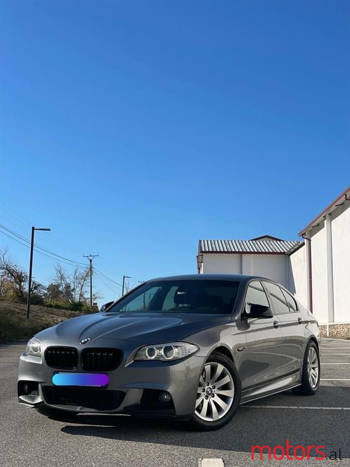 2011' BMW 520 photo #3