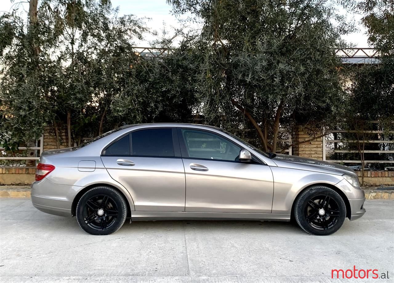 2008' Mercedes-Benz C 220 photo #4