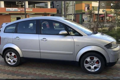 2005' Audi A2