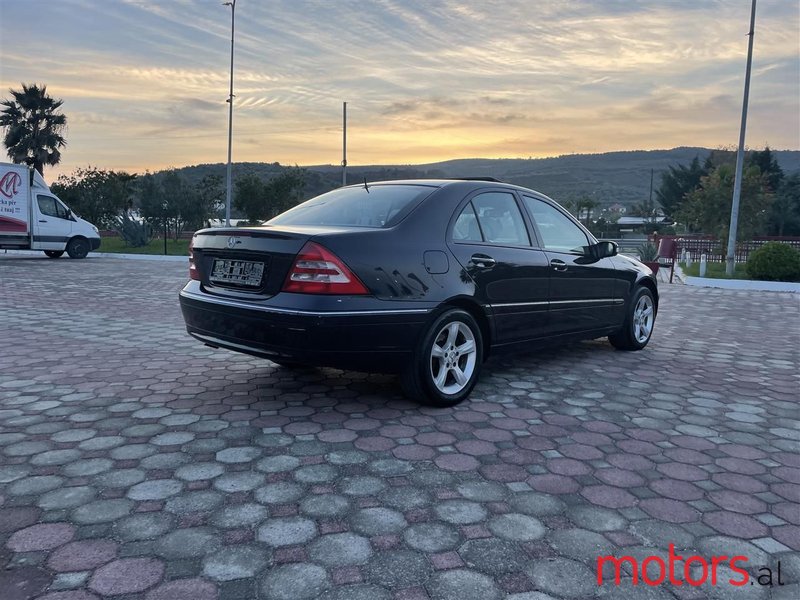 2003' Mercedes-Benz C 200 photo #3