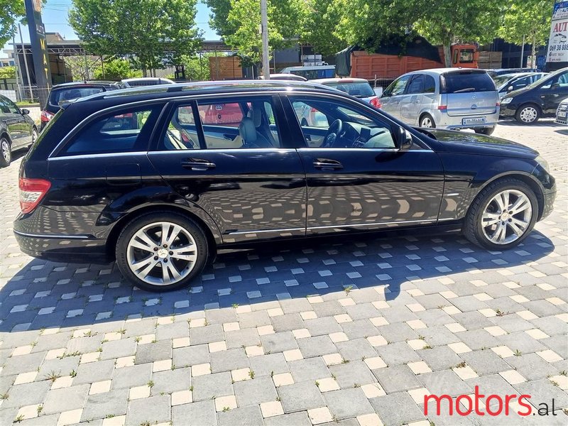 2008' Mercedes-Benz C 200 photo #3