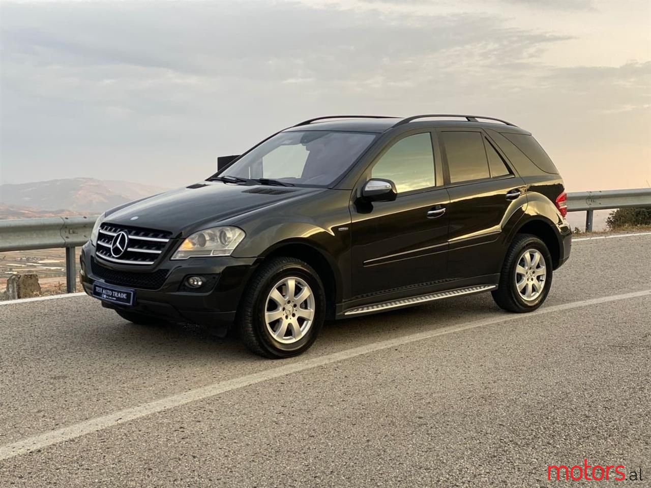 2010' Mercedes-Benz ML 350 photo #1