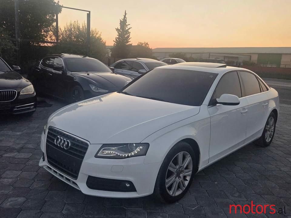 2012' Audi A4 photo #2