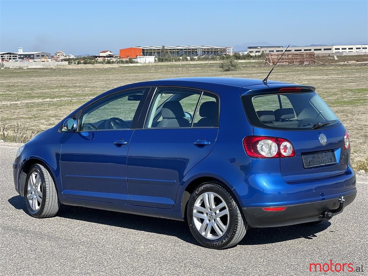 2008' Volkswagen Golf Plus photo #5