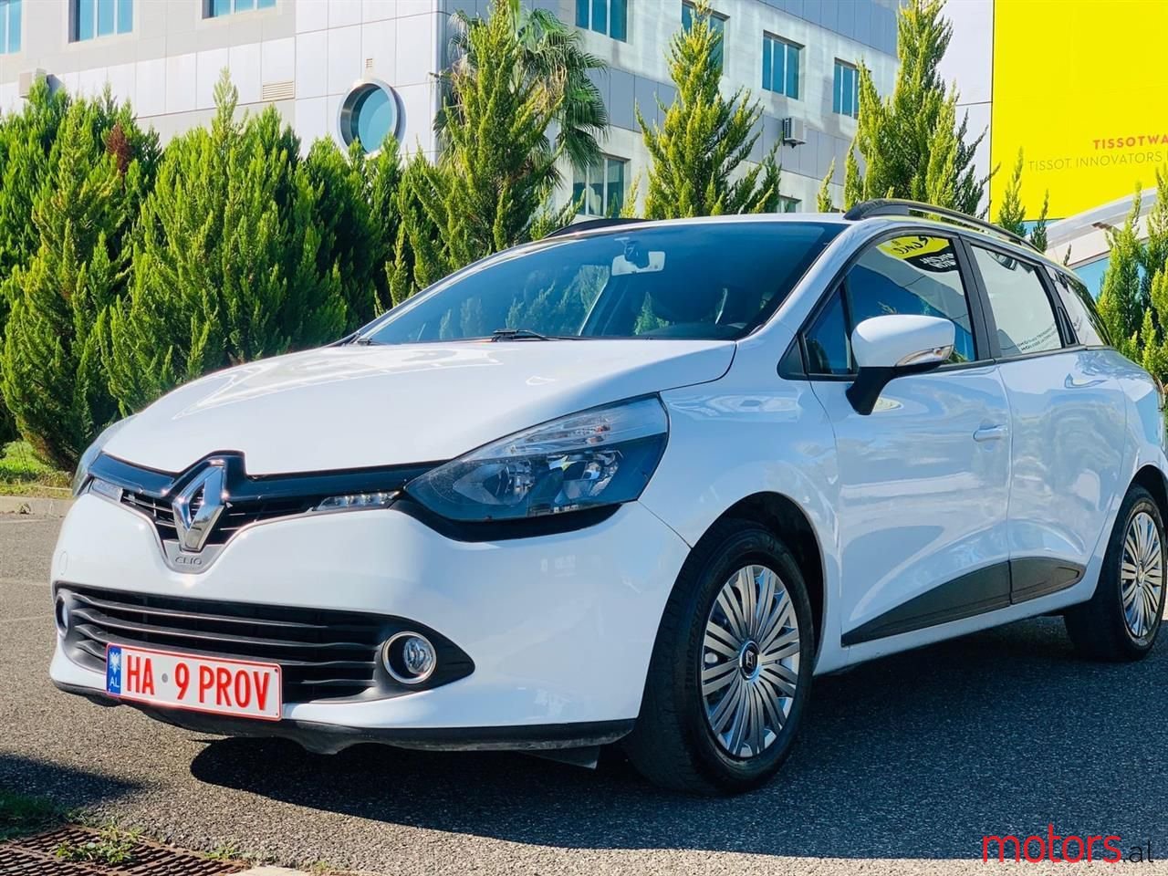 2016' Renault Clio photo #1