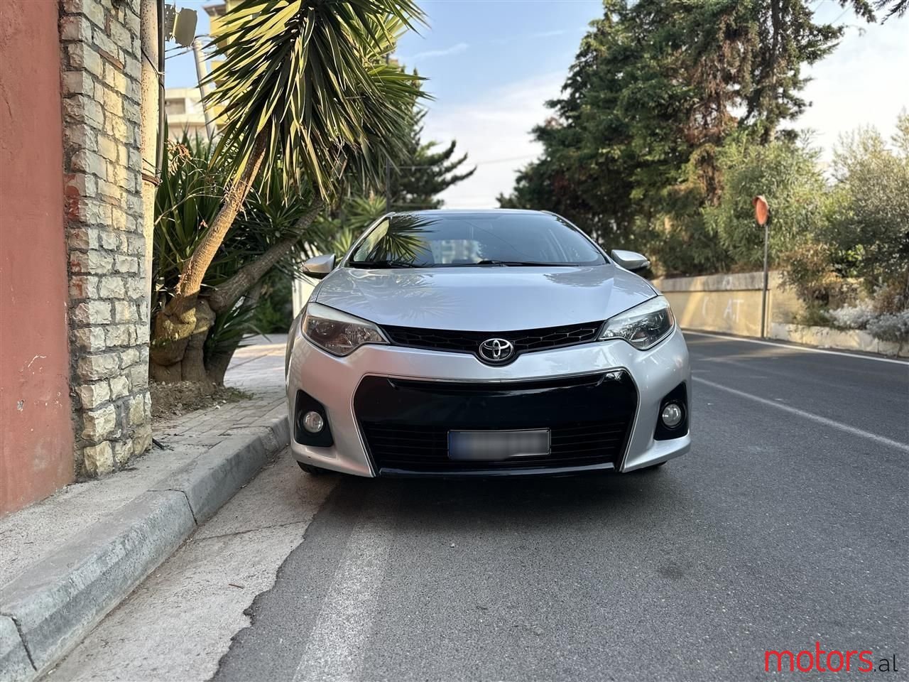 2015' Toyota Corolla photo #4