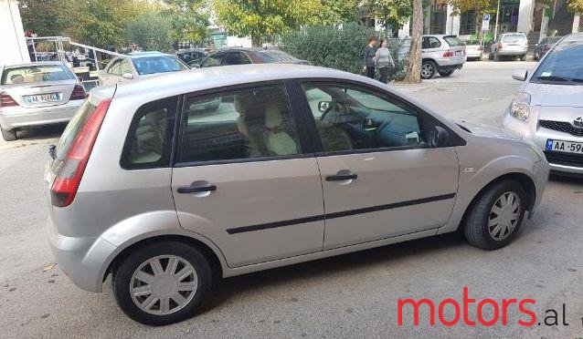 2003' Ford Fiesta photo #1