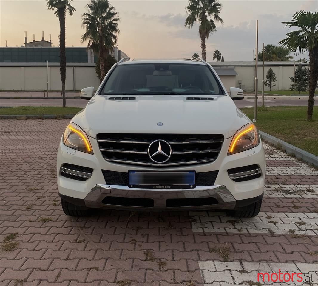 2012' Mercedes-Benz ML 350 photo #5