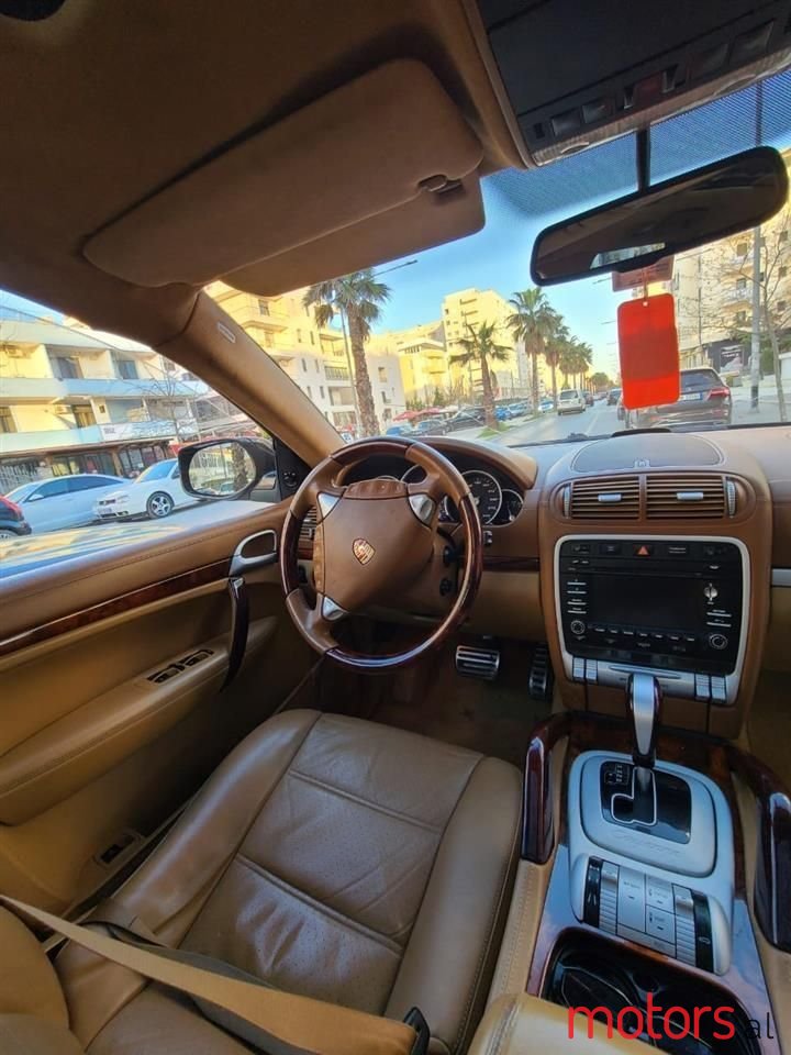 2009' Porsche Carrera GT photo #5