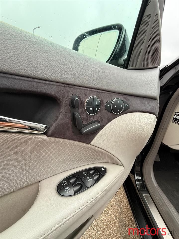 2007' Mercedes-Benz E 200 photo #3