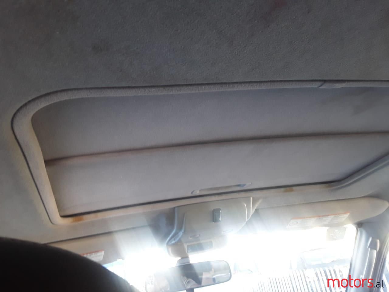 2004' Mitsubishi Pajero photo #6