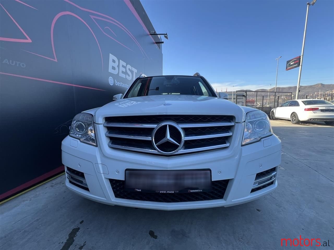 2011' Mercedes-Benz GLK 250 photo #4