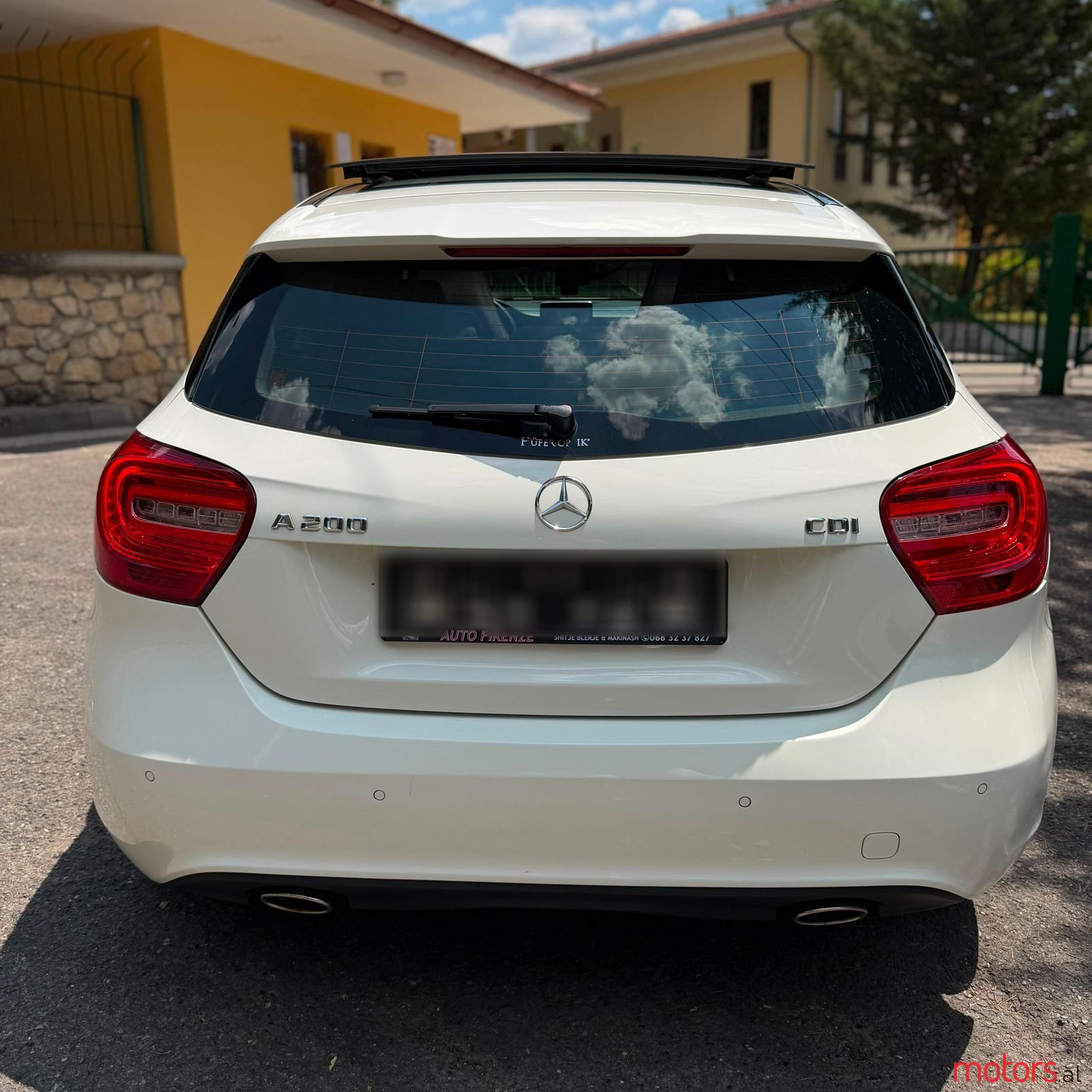 2014' Mercedes-Benz A 200 photo #5