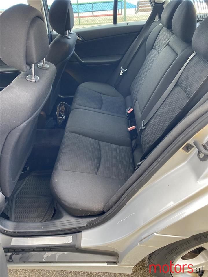 2005' Mercedes-Benz C 200 photo #2