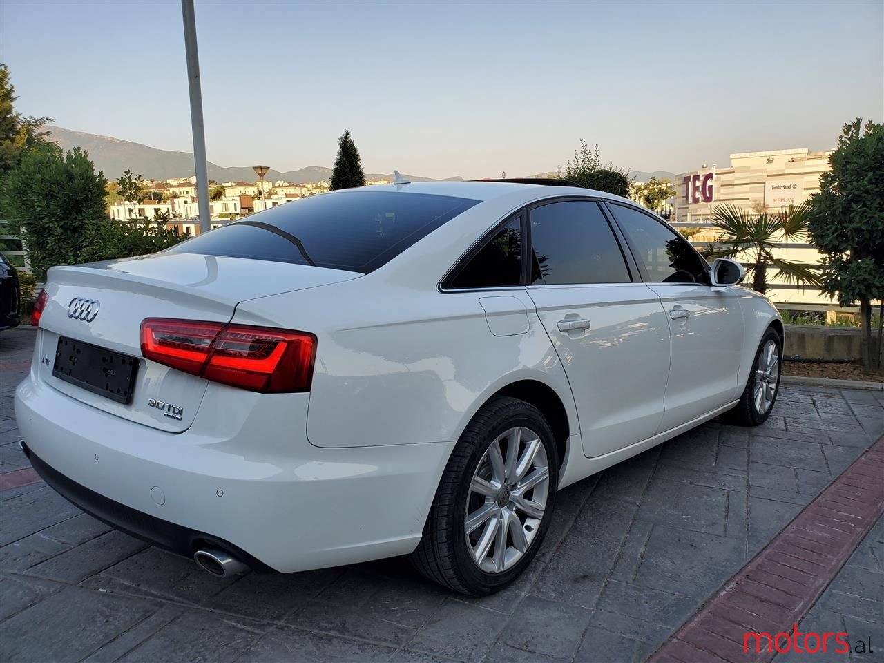 2013' Audi A6 photo #6