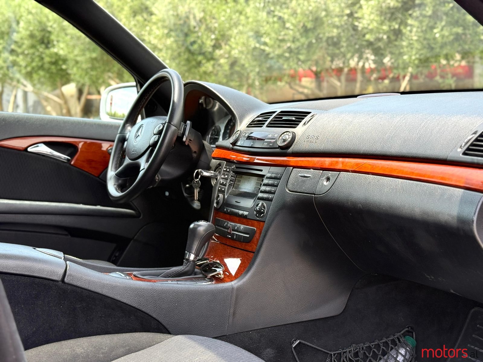 2007' Mercedes-Benz E 220 photo #5