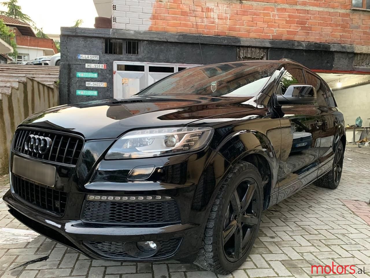 2013' Audi Q7 photo #2