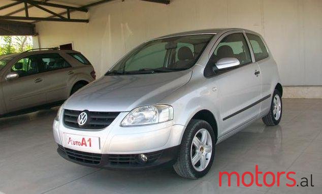 2006' Volkswagen Fox photo #4
