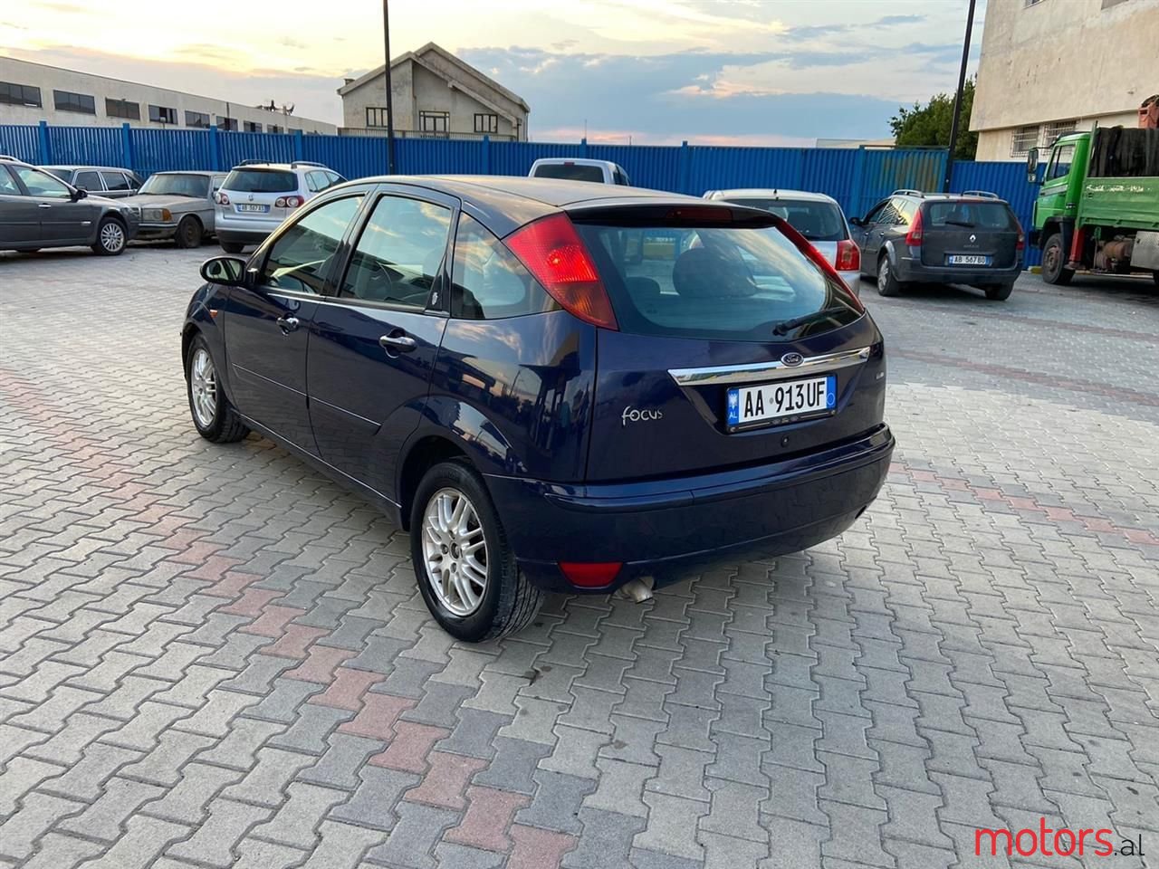 2002' Ford Focus photo #3