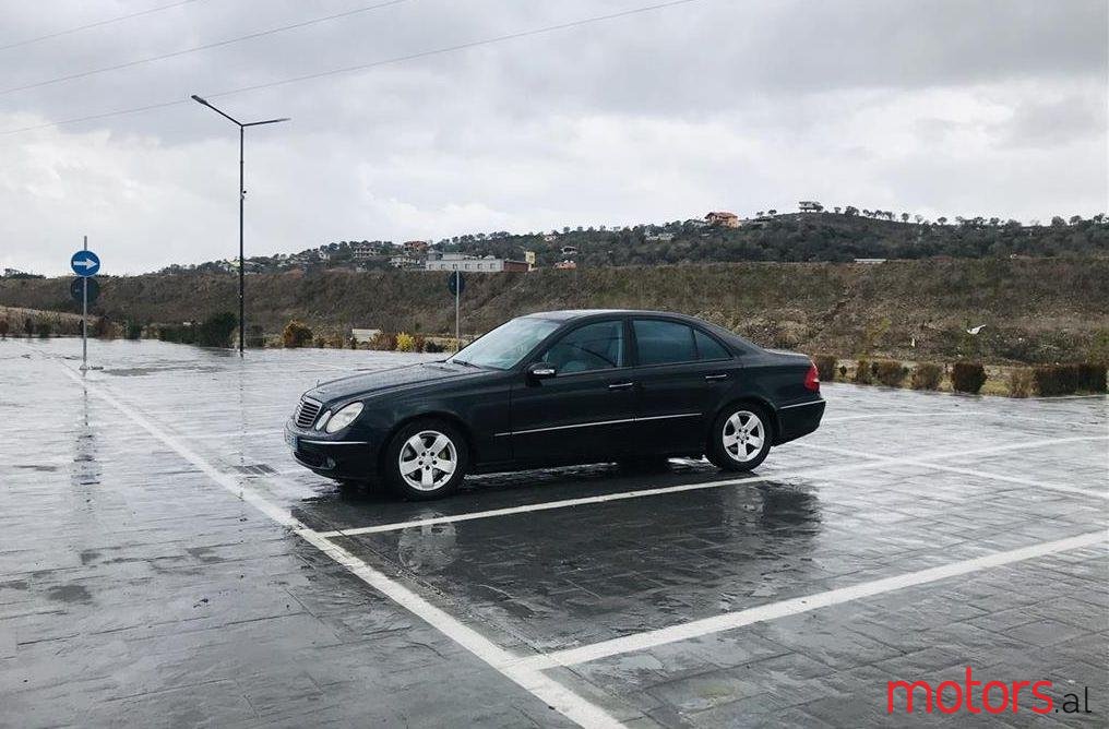 2003' Mercedes-Benz E 320 photo #1