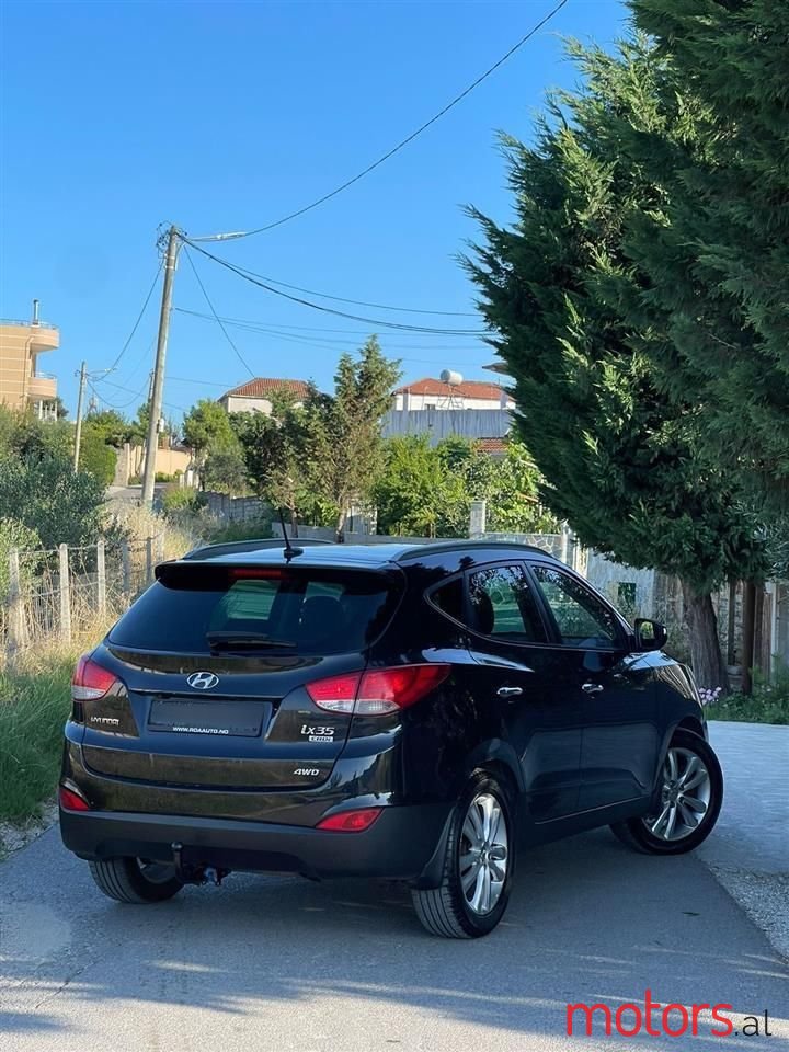 2011' Hyundai ix35 photo #5