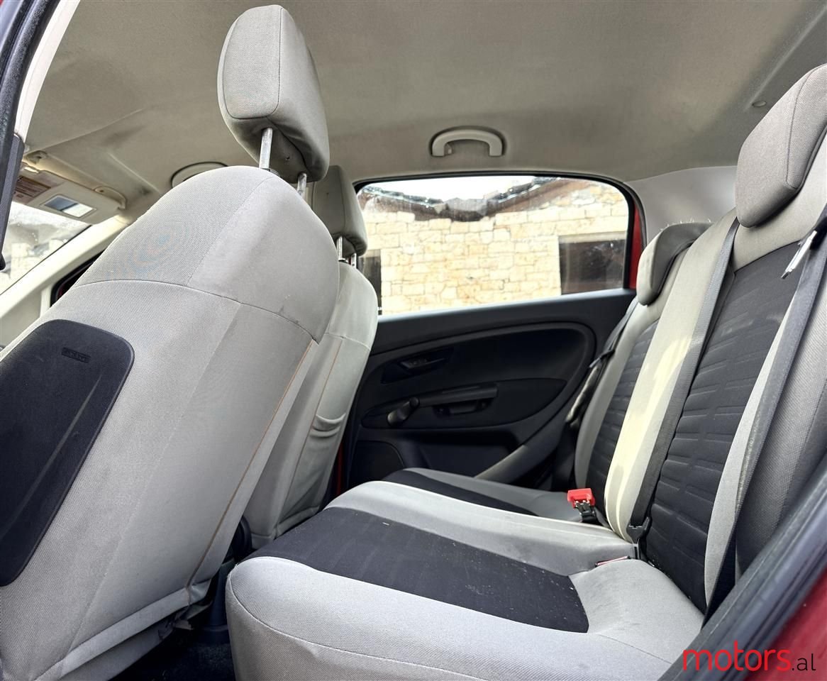 2008' Fiat Punto photo #3