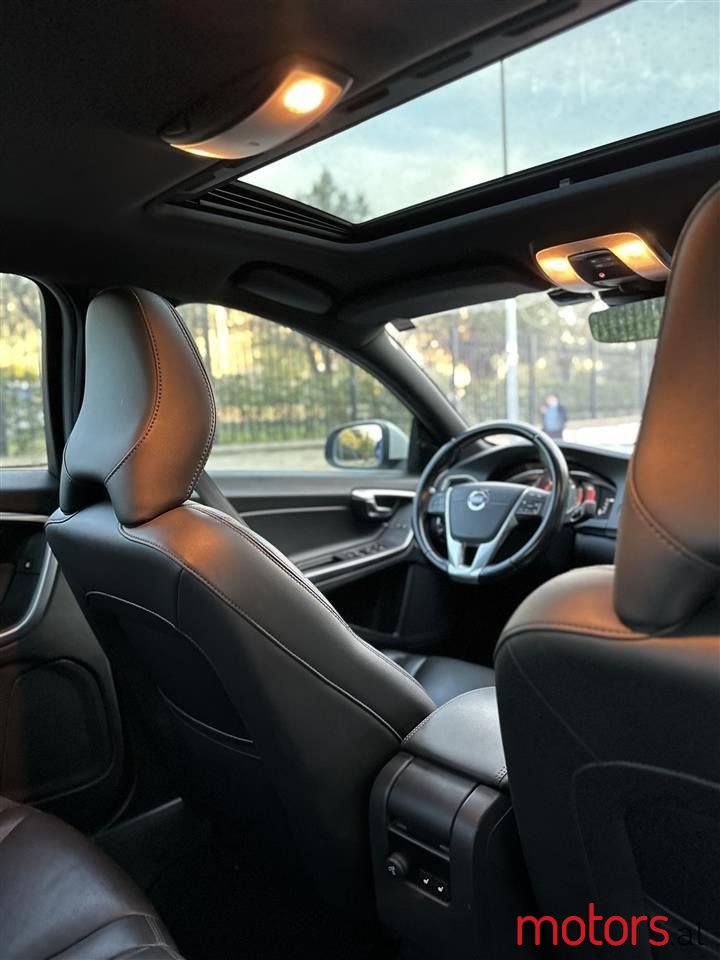 2015' Volvo S60 photo #4