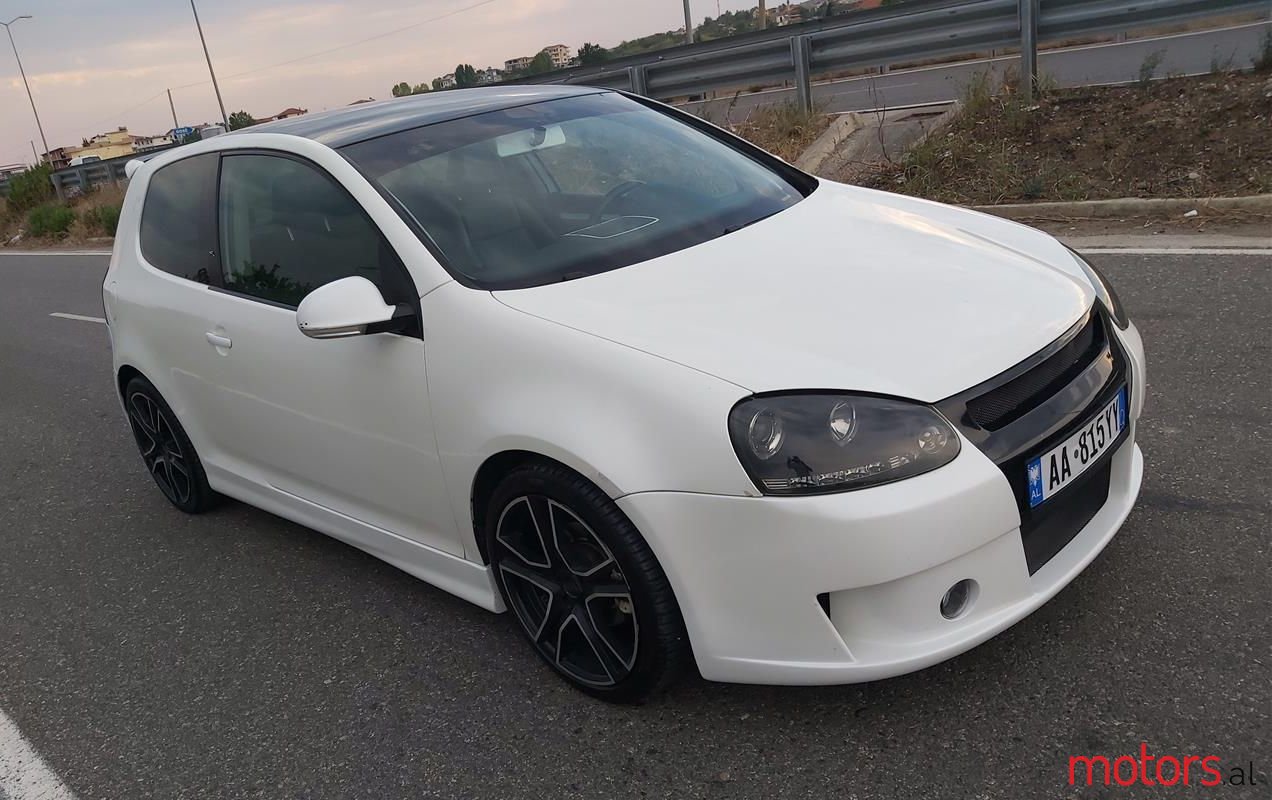 2007' Volkswagen Golf photo #4