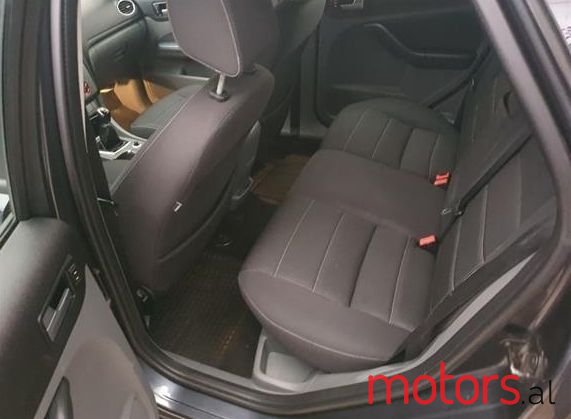 2009' Ford Focus photo #3