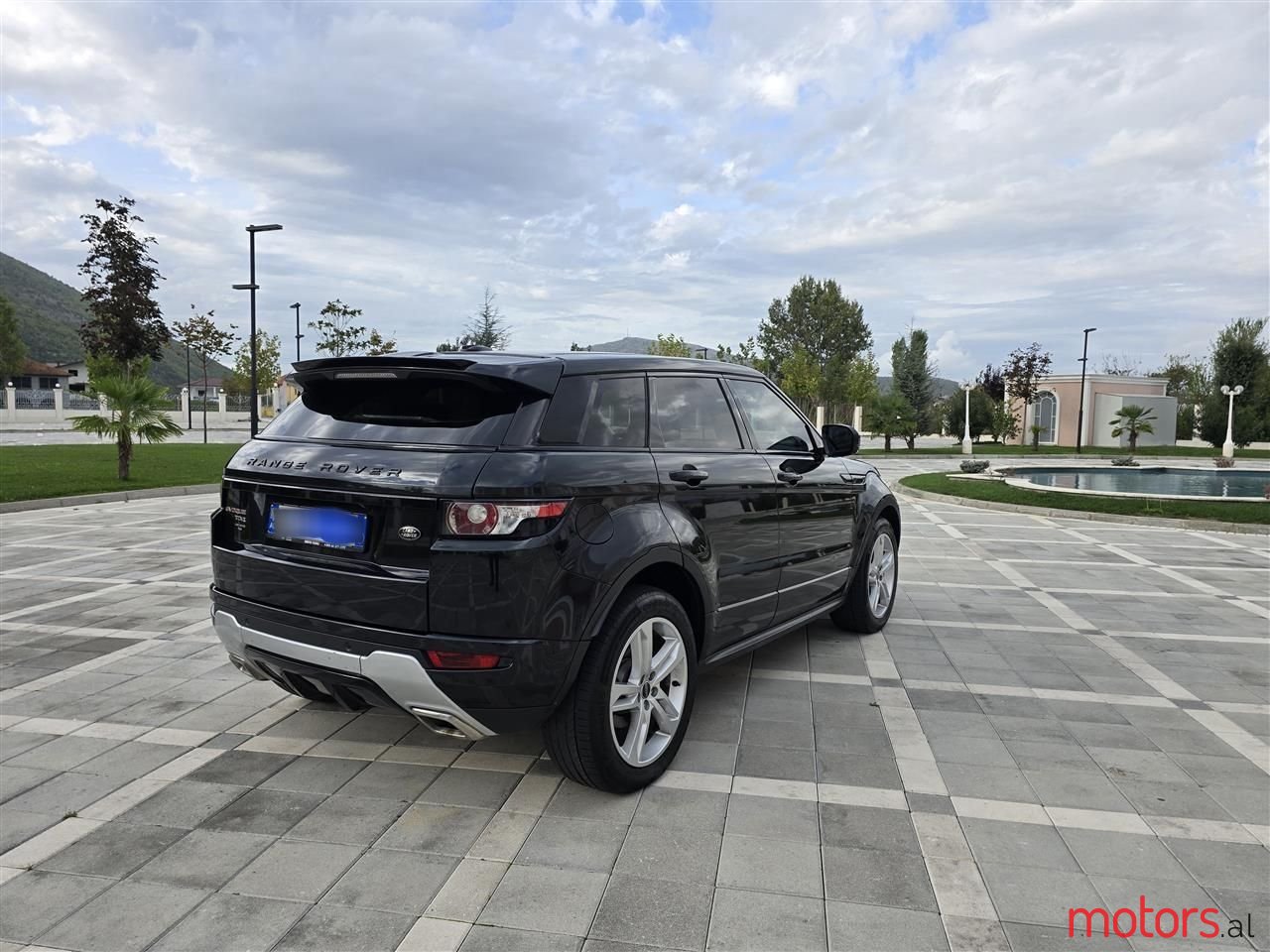 2012' Land Rover Range Rover Evoque photo #5