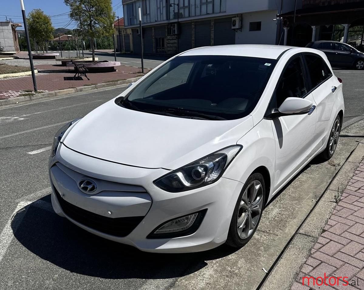 2012' Hyundai i30 photo #2