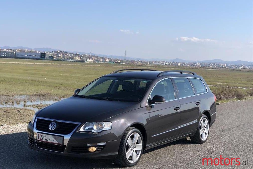2008' Volkswagen Passat photo #1