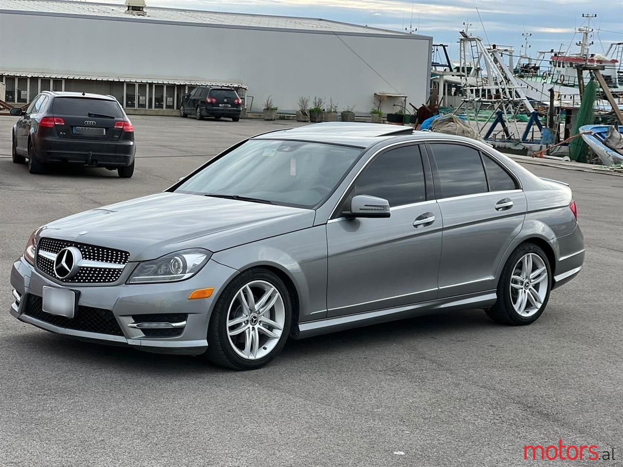 2012' Mercedes-Benz C 300 photo #3