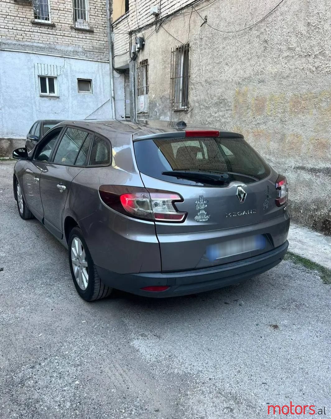 2010' Renault Megane photo #5