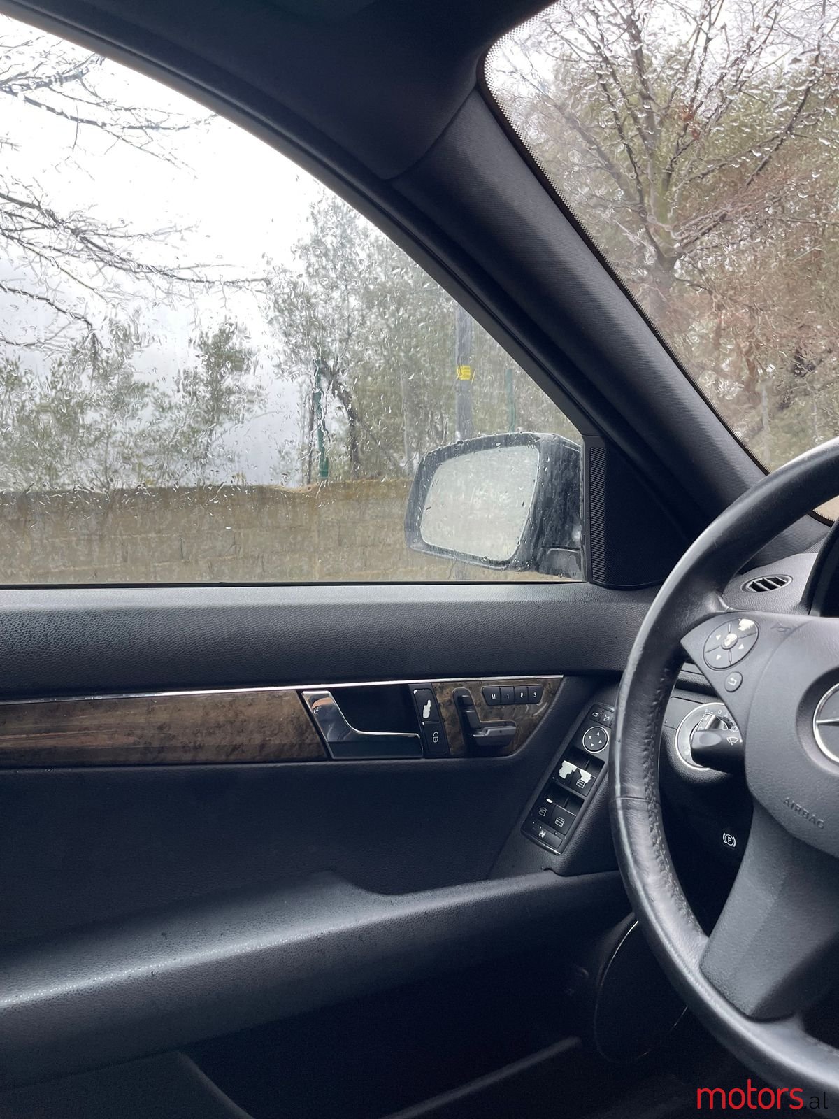 2009' Mercedes-Benz C 300 photo #5