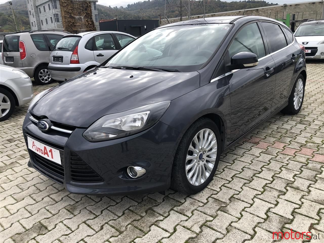 2012' Ford Focus photo #1