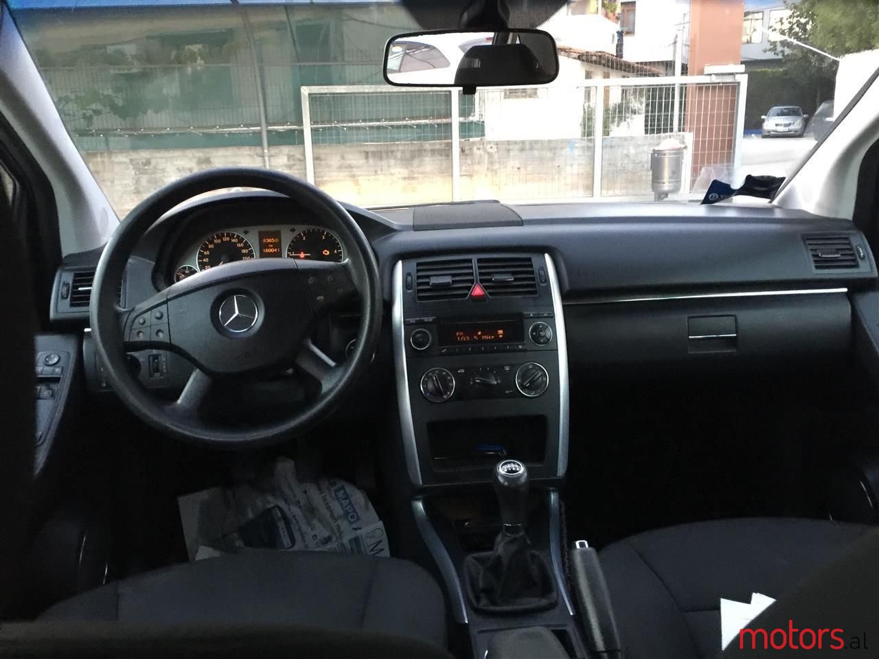 2006' Mercedes-Benz B 180 photo #3