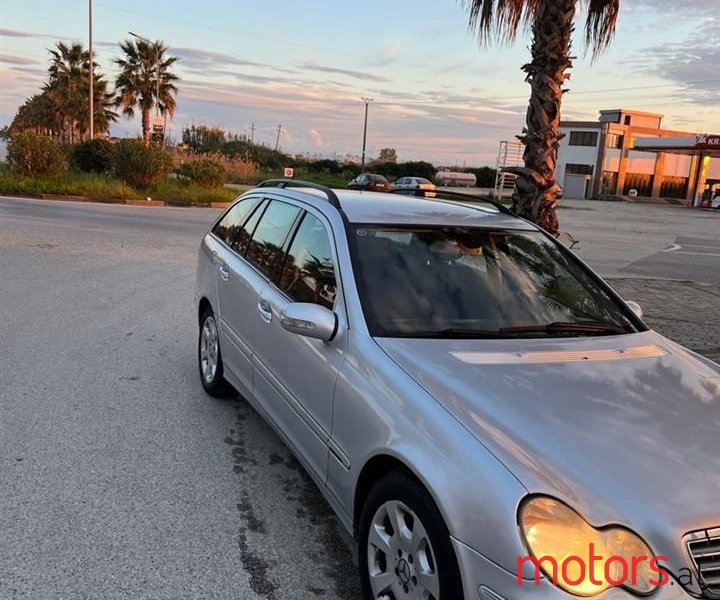 2006' Mercedes-Benz C 220 photo #3