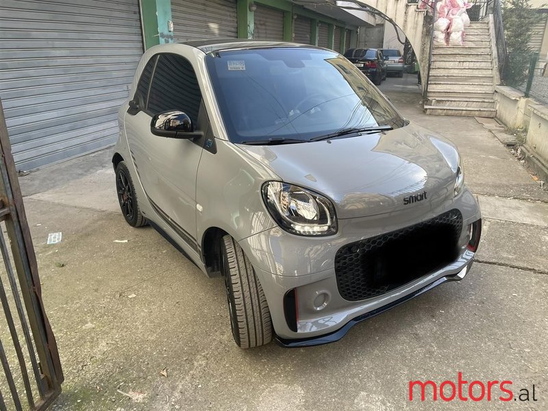 2021' Smart Fortwo photo #1