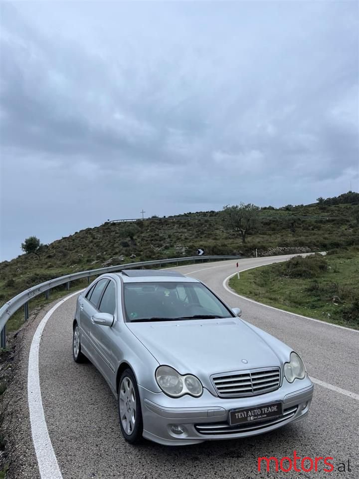 2006' Mercedes-Benz C 320 photo #4