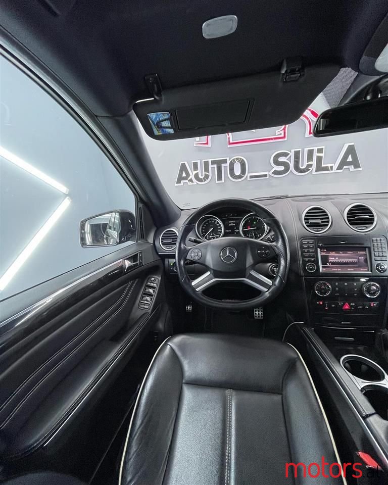 2010' Mercedes-Benz ML 350 photo #2