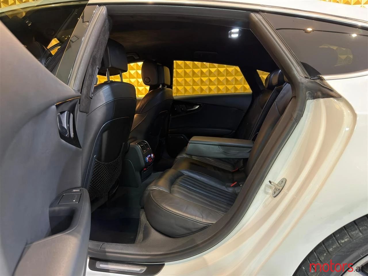 2015' Audi A7 photo #2