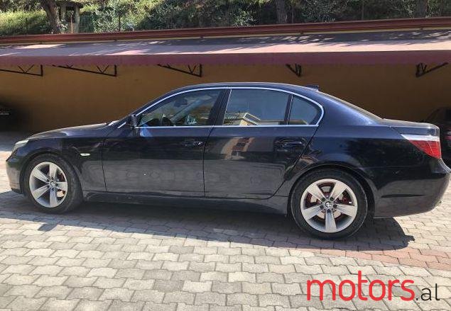 2007' BMW 525 photo #1