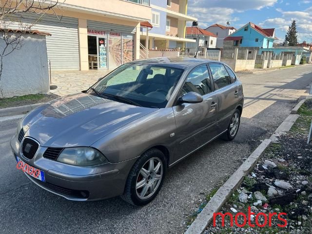 2003' SEAT Ibiza photo #1