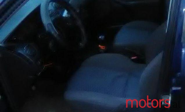 2002' Ford Focus photo #2